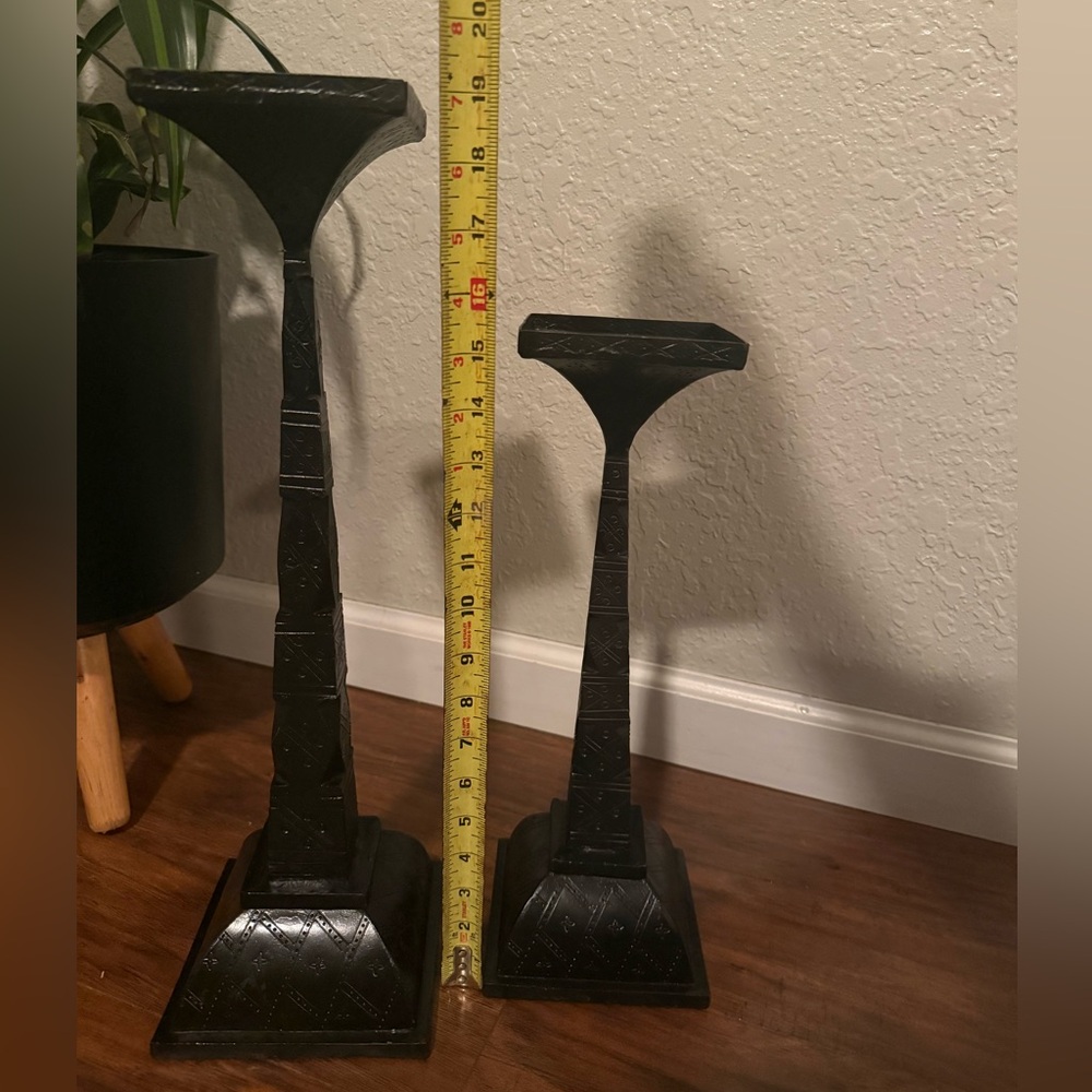 Pair of Cast Iron Pedestals with Decorative Pattern, Square Tops, 17" & 13" Tall - Picture 9 of 11